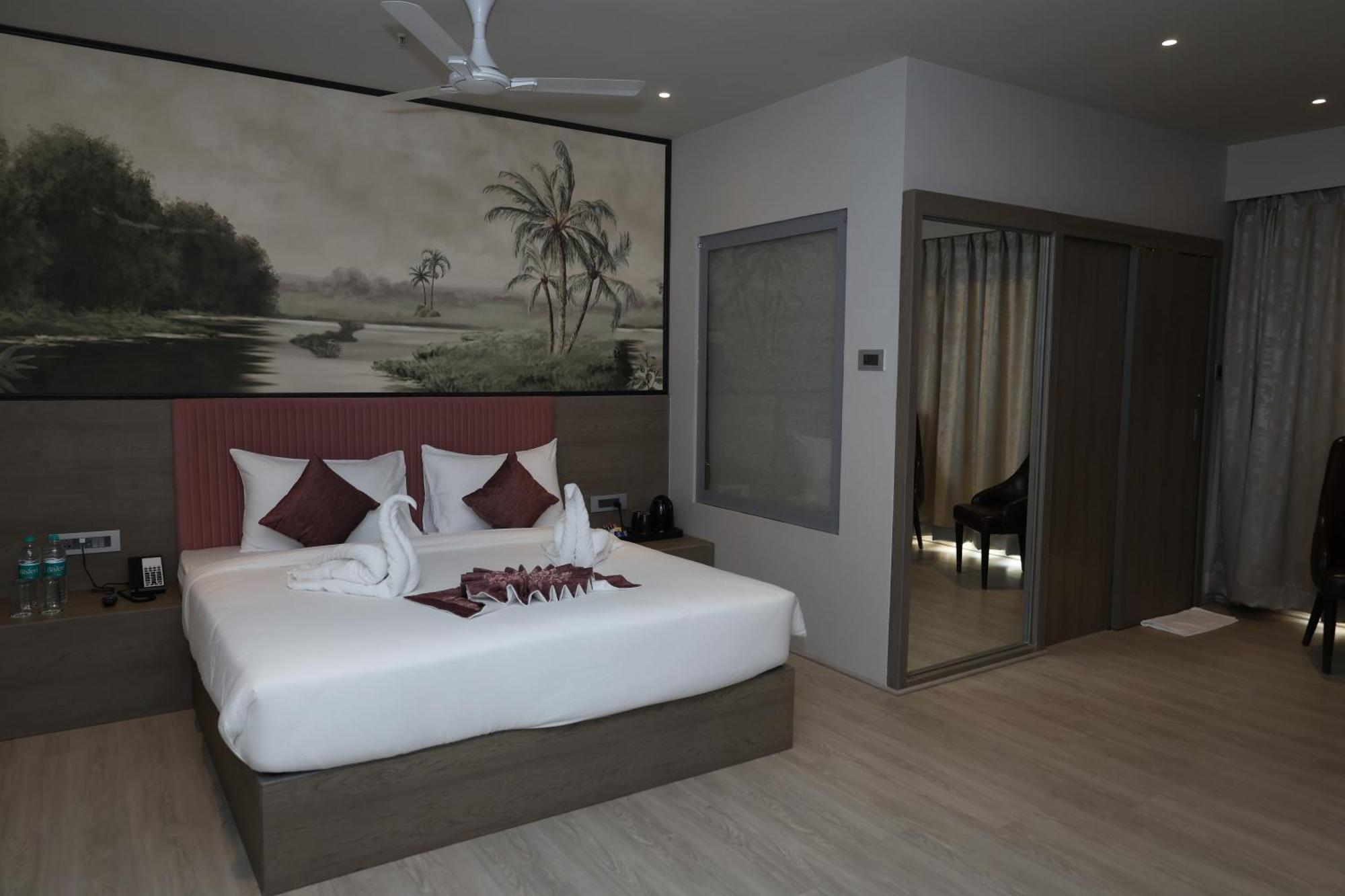 Afc Hotel Indore Exterior photo